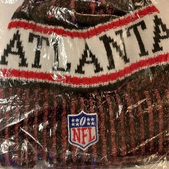 Atlanta Falcons Knit Hat New Era NFL On Field NWT - Picture 2 of 4